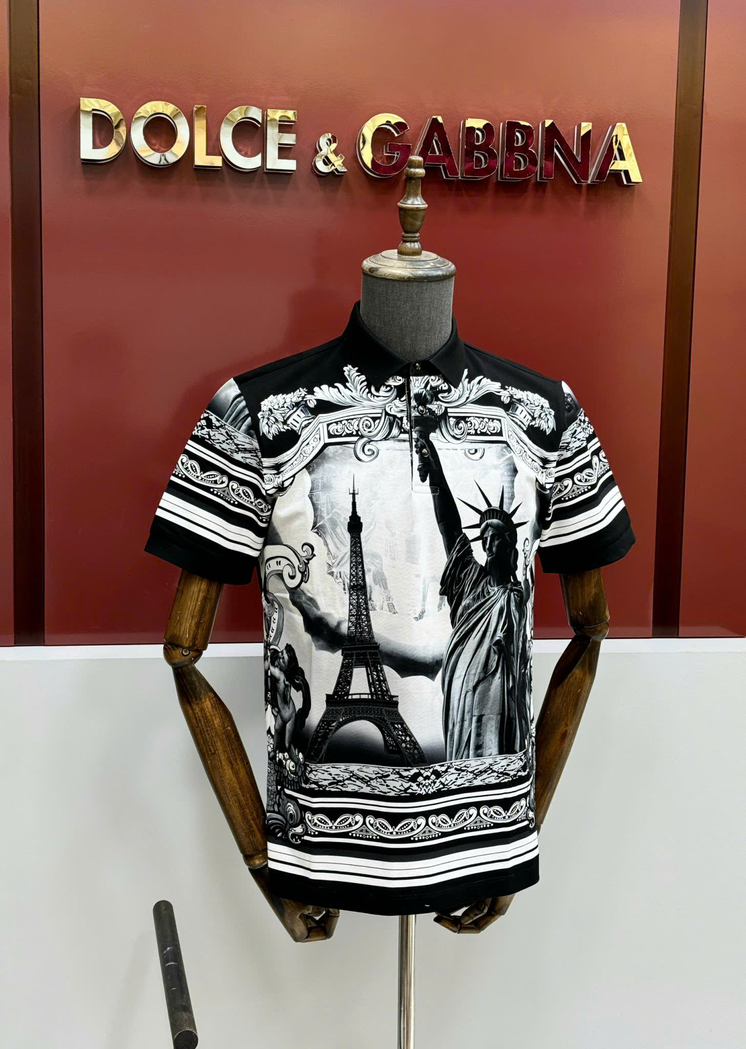 Áo polo Dolce Gabbana DG Đen phối Trắng họa tiết nữ thần Like Auth 1-1 on web CD